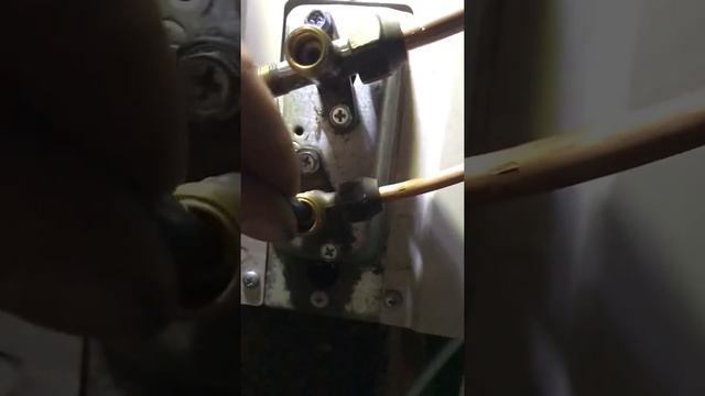 Установка кондиционера без вакуумного насоса. How to evacuate air from AC piping?