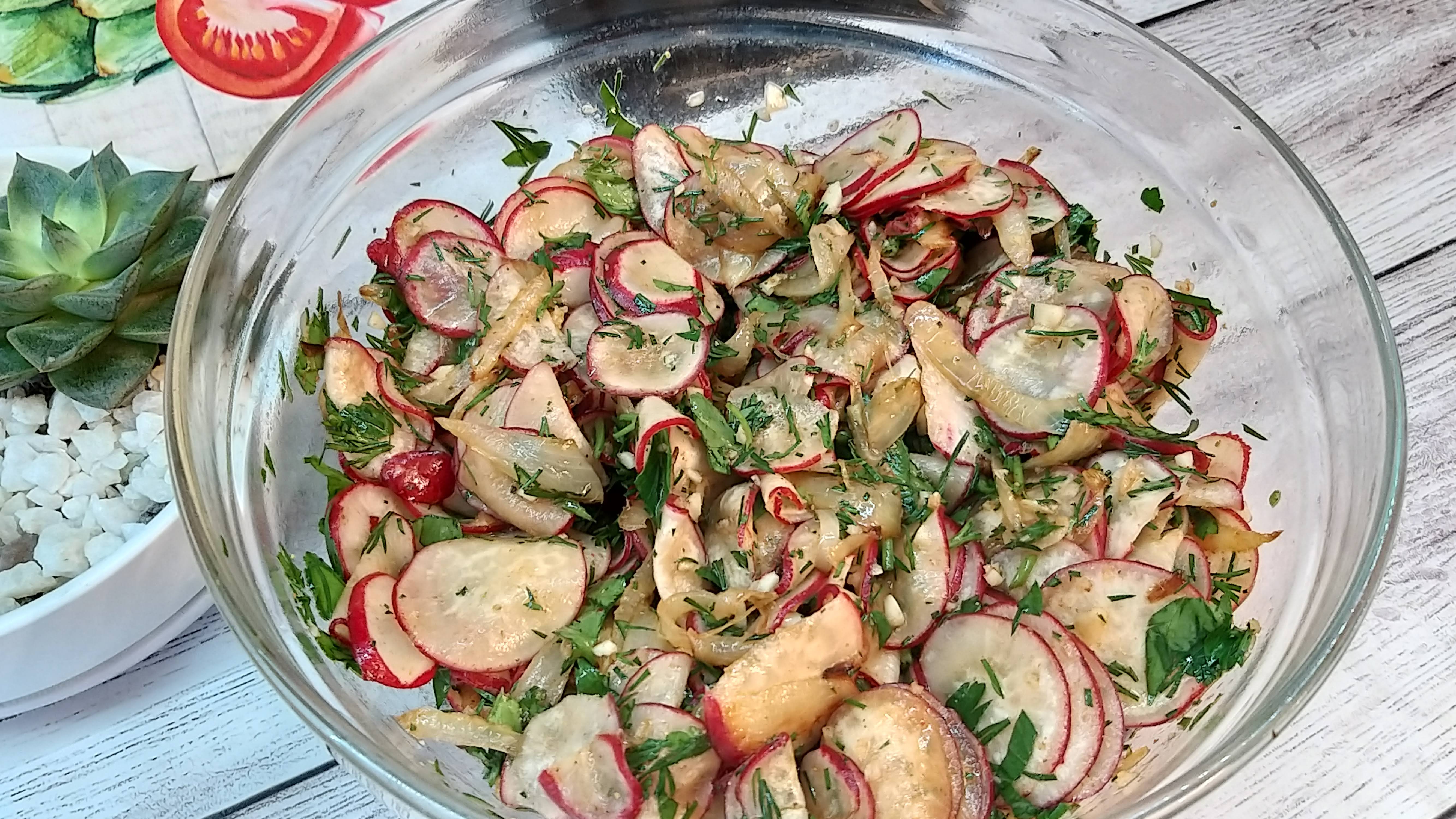 В сезон РЕДИСКИ обязательно приготовьте этот простой и вкусный салат!