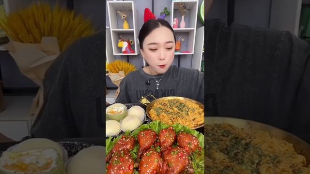 КИТАЙЦЫ ЕДЯТ НА КАМЕРУ /АСМР ЕДА. ???