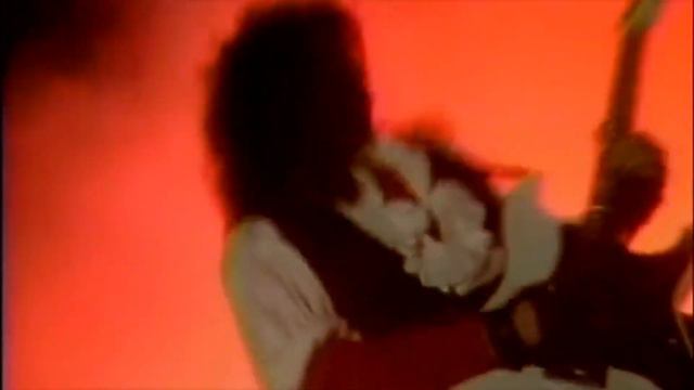Ozzy Osbourne - Bark at the Moon (Official Music Video)