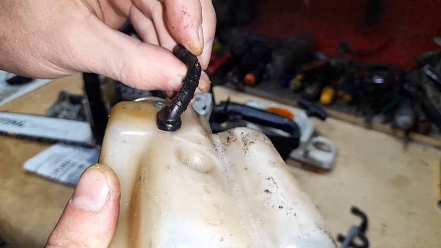 Замена шланга бензинового Stihl 180