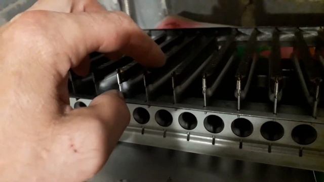 Почему котел Навьен запускается и тухнет.