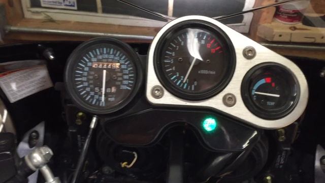 1996 Suzuki GSXR1100W with Keihin 41mm FCR's