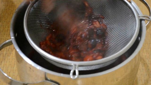 Соус «Ткемали» из терна. Ароматный соус к мясу.