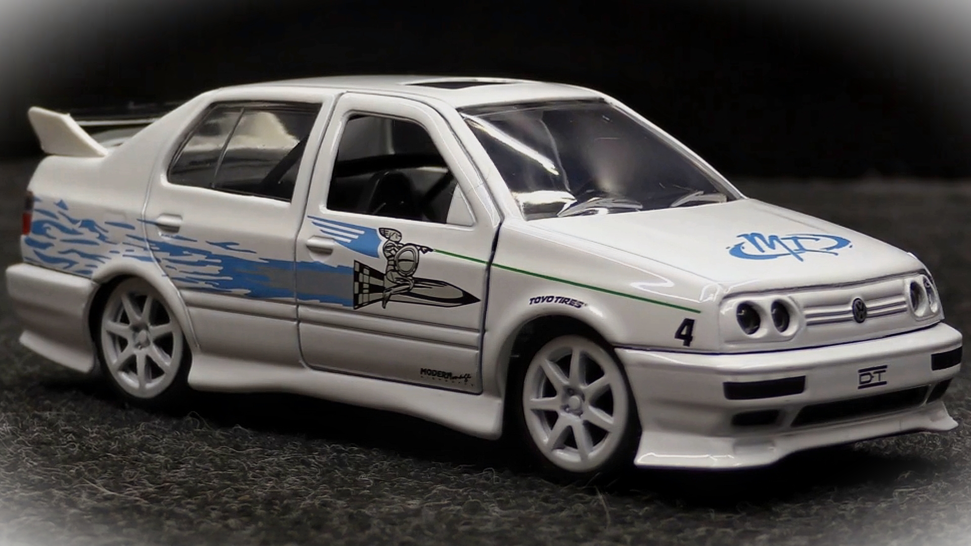 Jesses' 1995 Volkswagen Jetta Масштаб 1:32 Jada Модель машины