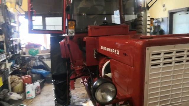 Трактор Т-25. Небольшие доработки по капоту. Доделали кабину!