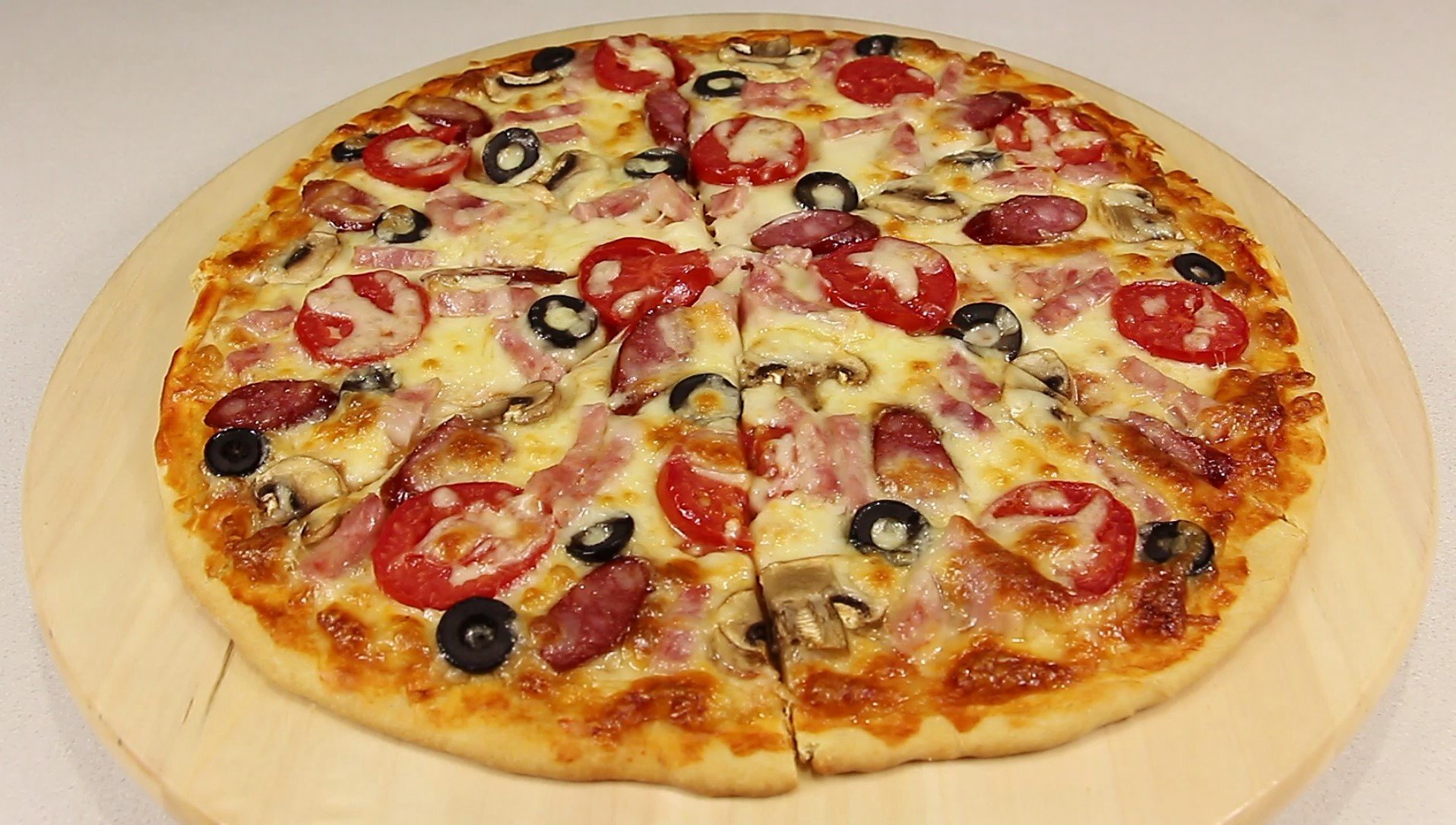 БЫСТРАЯ ПИЦЦА НА КЕФИРЕ/Вкусная Пицца БЕЗ ДРОЖЖЕЙ/Рецепт Домашней Пиццы/ Мила Гришкевич