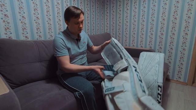 Хоккейные щитки вратаря. Хоккейная форма. Вратарские щитки.