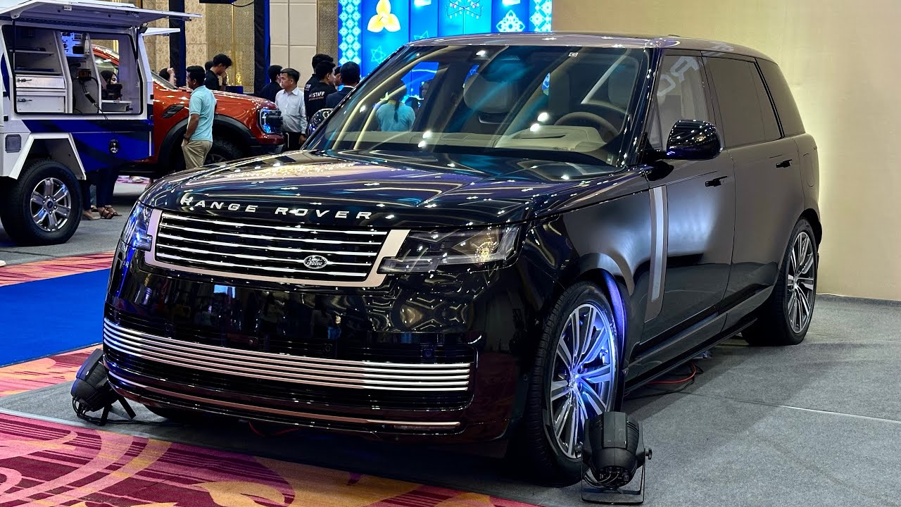 Обзор нового Range Rover SV 2024 года: интерьер и экстерьер