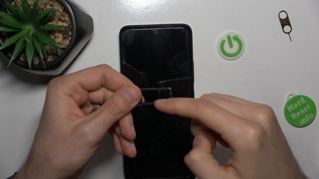 Redmi 12 | Как вставить сим карту в Redmi 12 - Как вставить карту памяти в Redmi 12
