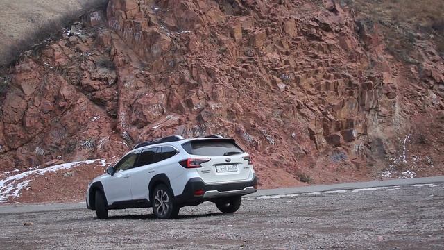 New Subaru Outback 6 поколения. Обзор Субару Аутбек 2021. Кроссоверы Субару Аутбек