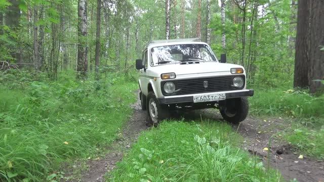 Нива 2121, лифт.