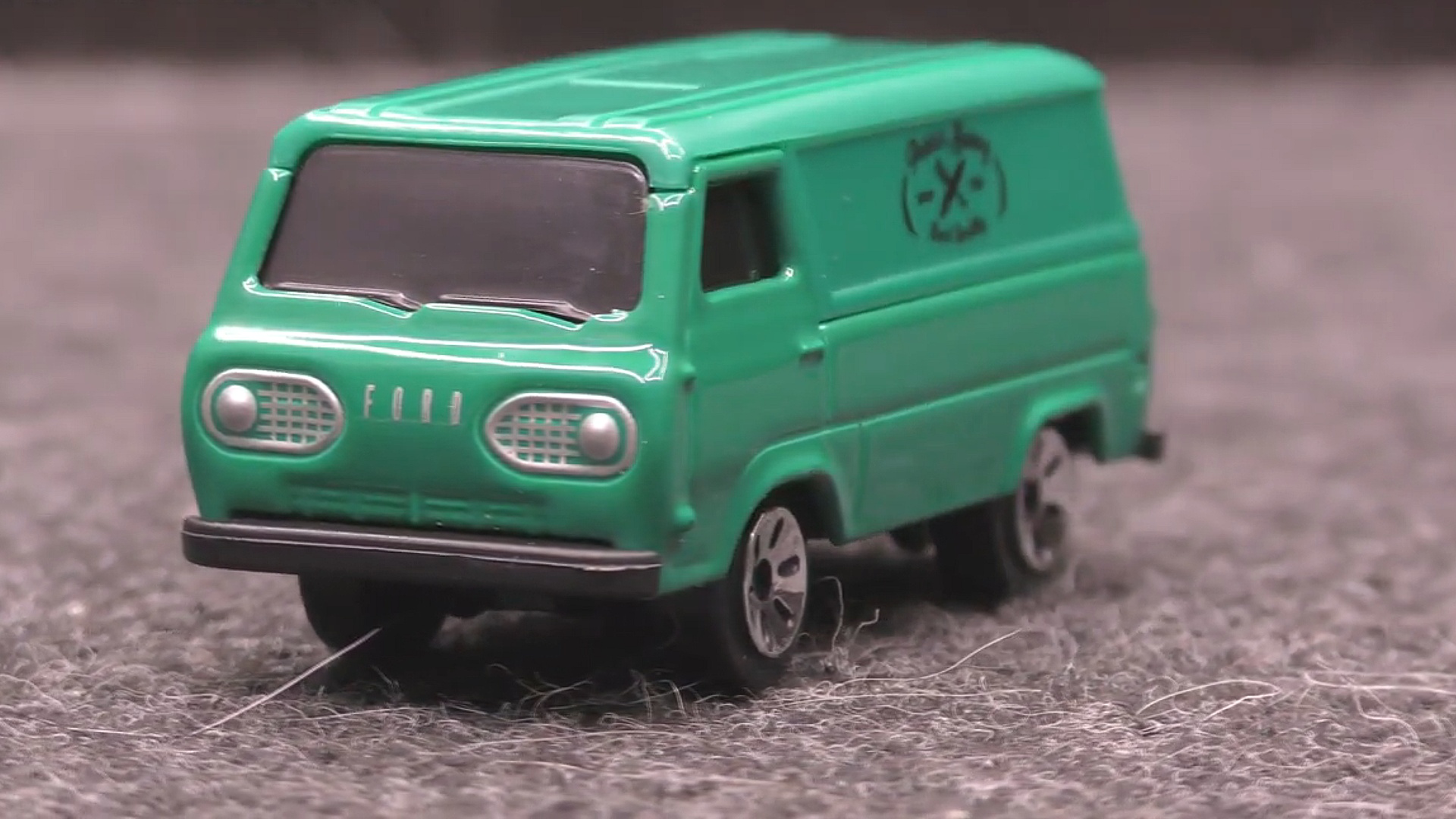 Ford Econoline Van / Maisto 1964 / Масштаб 1:64 коллекционная / Масштабная модель автомобиля