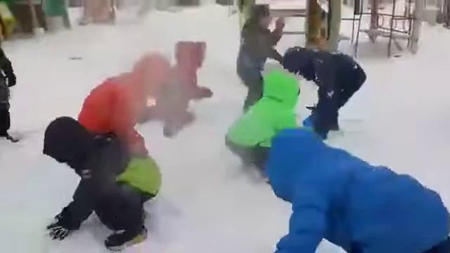 Новогодний паровоз в средней группе