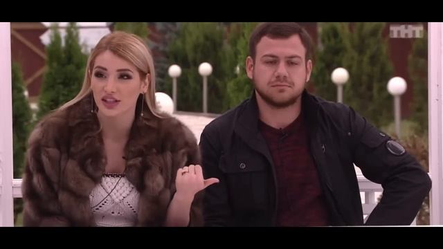 1.11 Тата Абрамсон + Валера Блюменкранц / Засранка и лентяйка, как только цветочек терпит