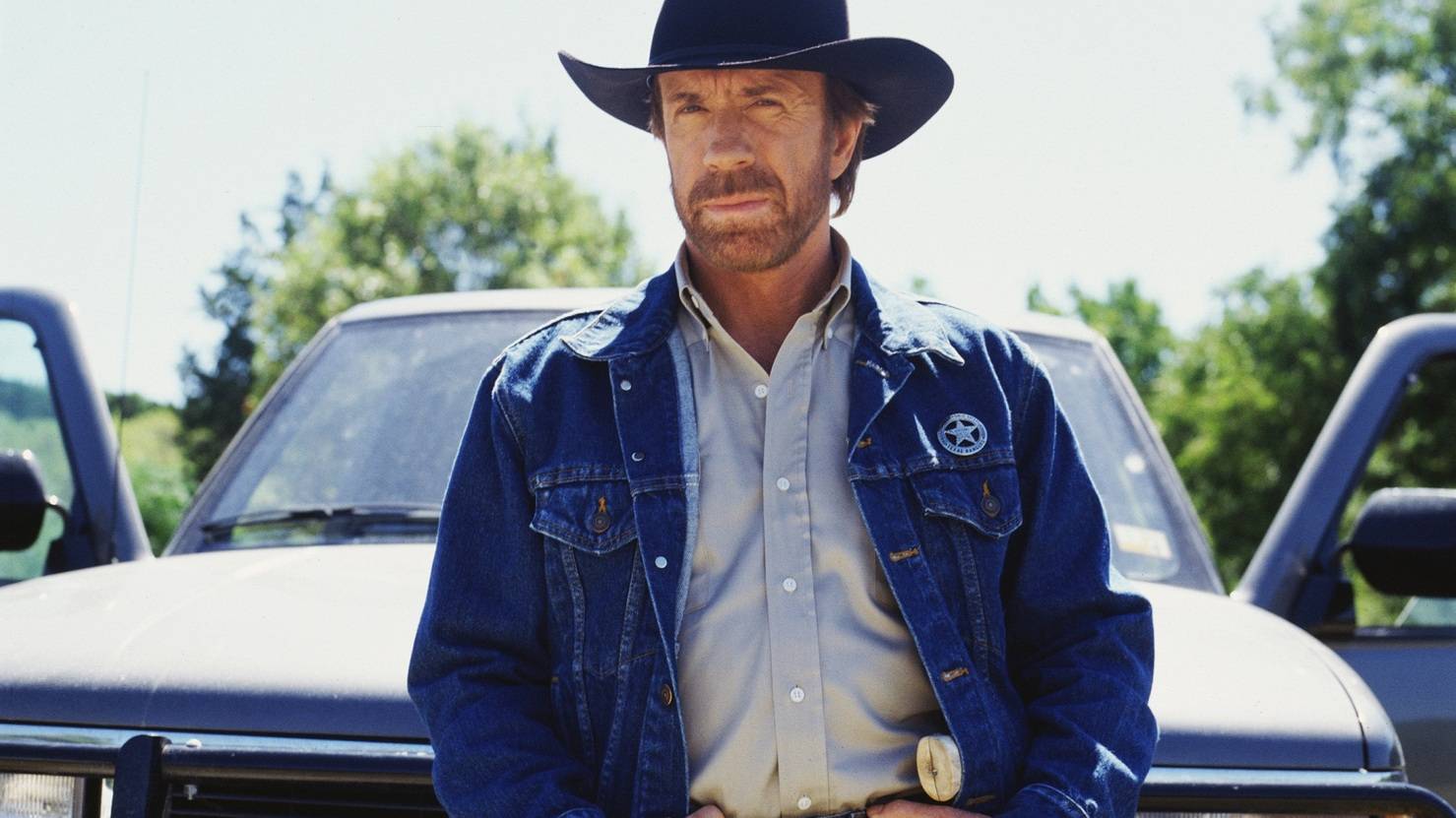 Сериал Крутой Уокер - 1 сезон 1 серия «Щедрое вознаграждение» / Walker, Texas Ranger