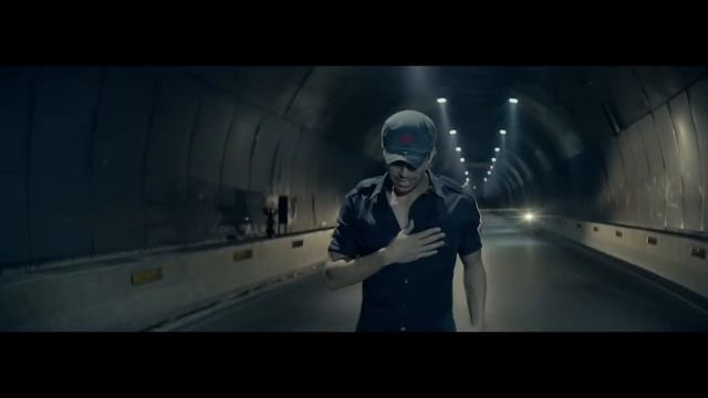 Энрике Иглесиас - Bailando при участии Descemer Bueno, Gente De Zona