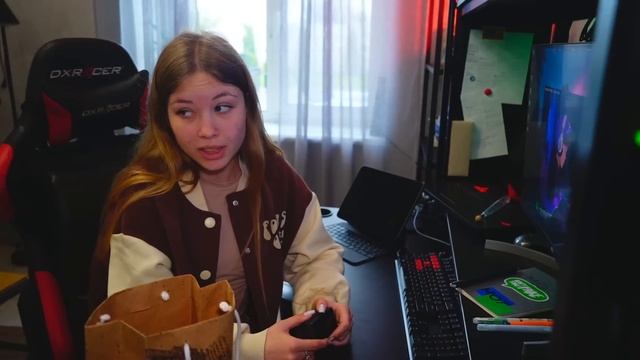 АМЕЛЬКУ ПОХИТИЛИ! Девочки ищут ее!