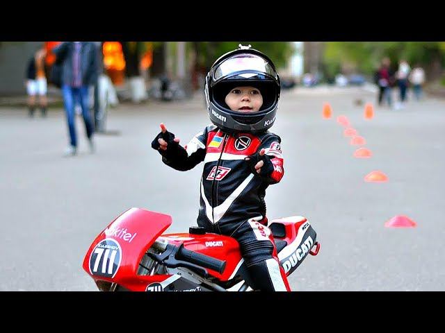 Дети на Мотоциклах в 3 Года ! (Kids on Motorcycles) !