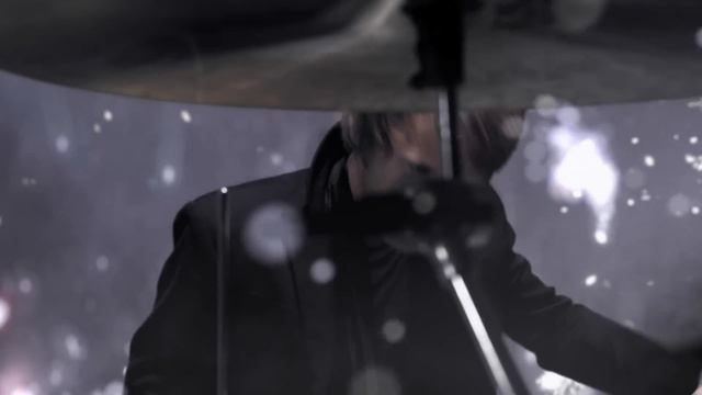 Muse - Uprising [Official Video]