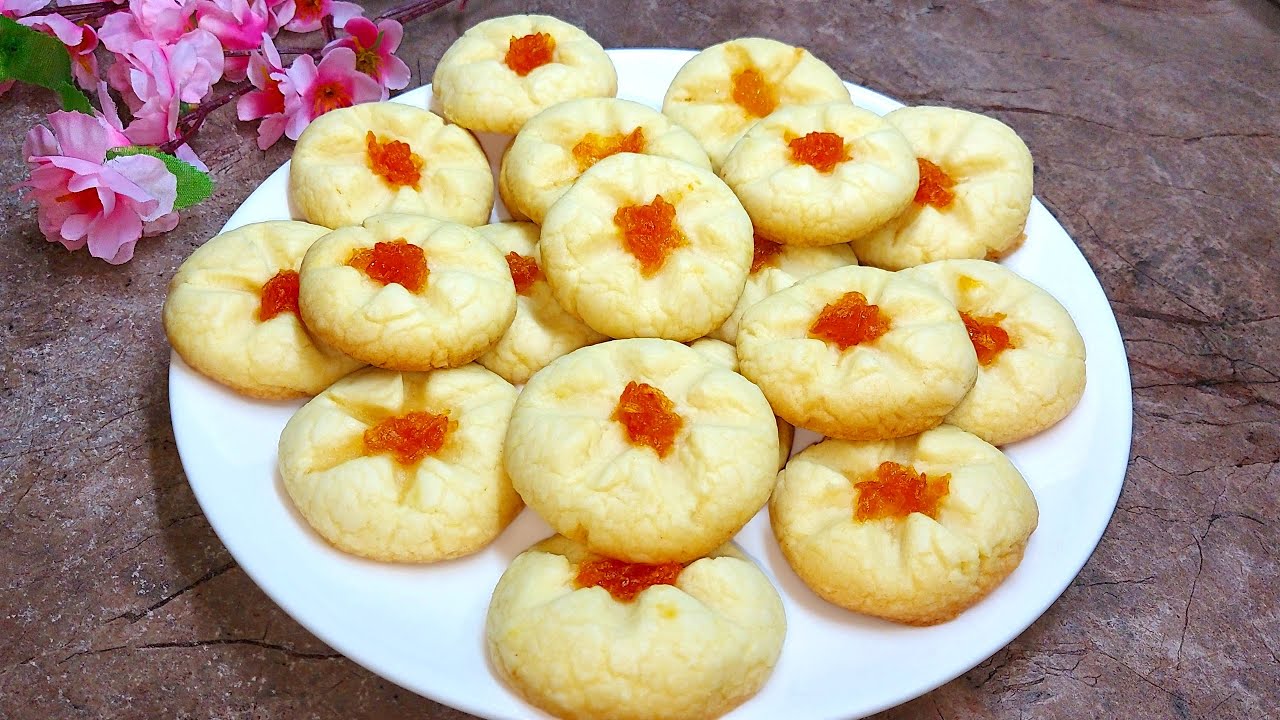 Песочное печенье к чаю. Готовится так просто. Получается очень вкусно!