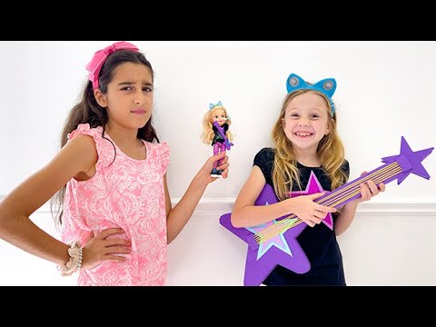 Nastya and Evelyn - a story about BFF.mp4