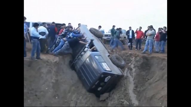 Подборка -бывает и такое,обратная сторона Offroad #тачки #оффроад #оффроуд #offroad #машины #4X4