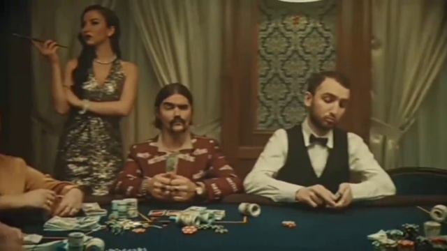 Песня "гипно денс" littl big в обратной перемотке.
