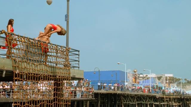 С высоты в море