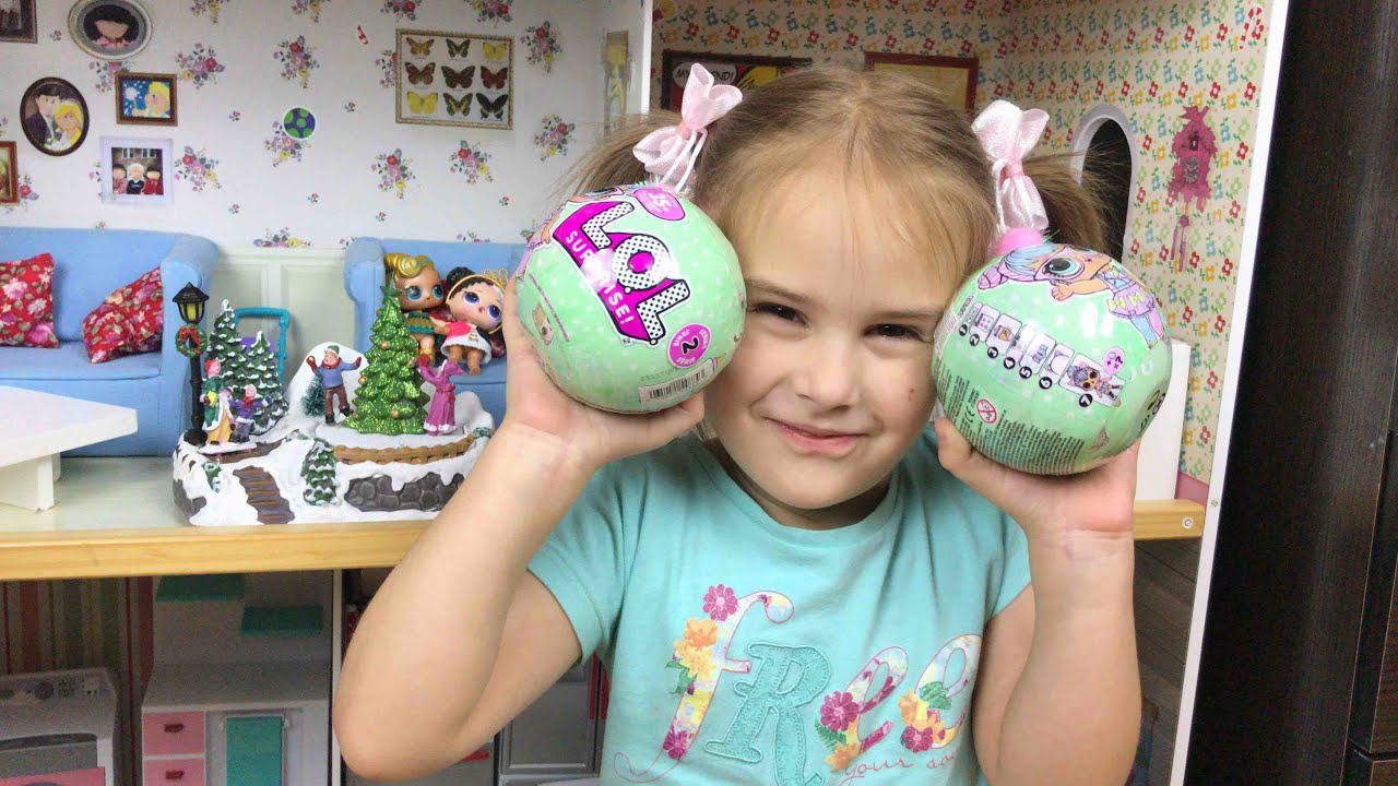 Куклы LOL Surprise Новая кукла ЛОЛ Алина показывает Новогоднюю елку Открываем шарики ЛОЛ