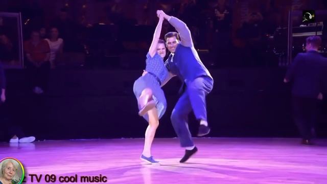 Супер Попурри из песен 60 ых... Band ODESSA