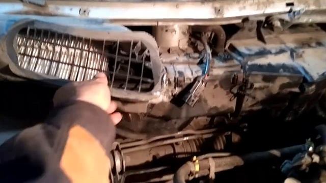 ВАЗ 2110. Простая замена отопителя салона. (радиатора печки) На автомобиле 2007-08г.