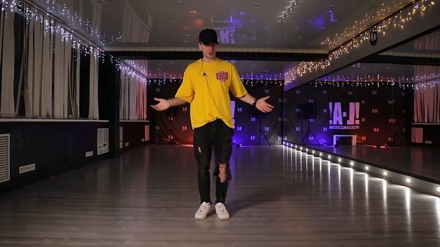 Как танцевать парню в клубе? УРОК