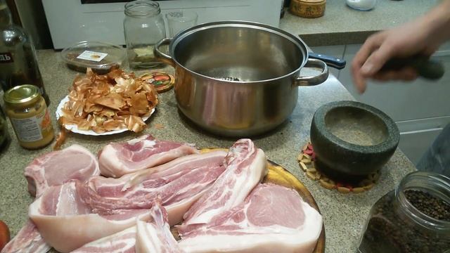 Сало варёное в луковой шелухе самый вкусный рецепт. Сало в луковой шелухе в домашних условиях