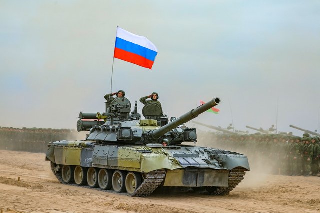 Реакция Иностранцев на Танковый Биатлон в России