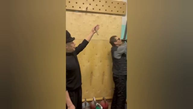 Иришке плохо,Безумный Паша,Олег Монгол,Катя и Руслан Гительман,Матя Гительман