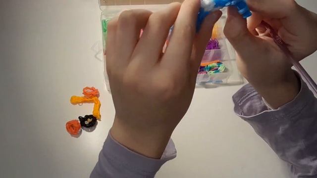 тарелочка из резинок