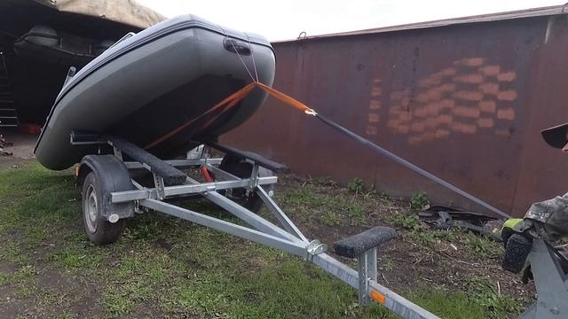 Ролики на лодочный прицеп своими руками