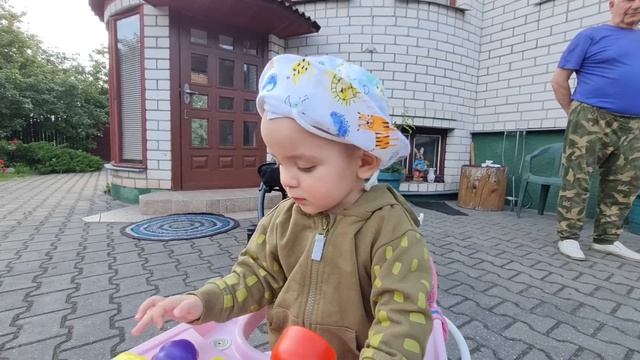 Черничники предлагают переехать к ним. Печки лавочки VLOG. GEKTOR муравьиная гроза
