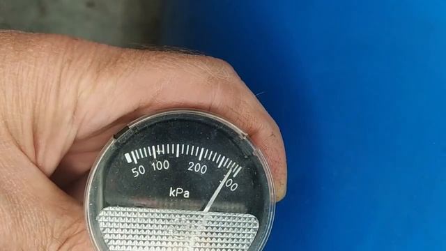 Как правильно закачать воздух в гидроаккумулятор. Какое должно быть давление.