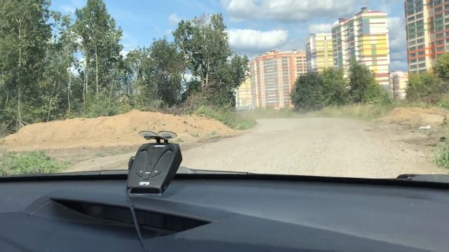 Урок вождения для начинающих / Учу девушку водить машину на автомате с нуля / Разбиваем машину