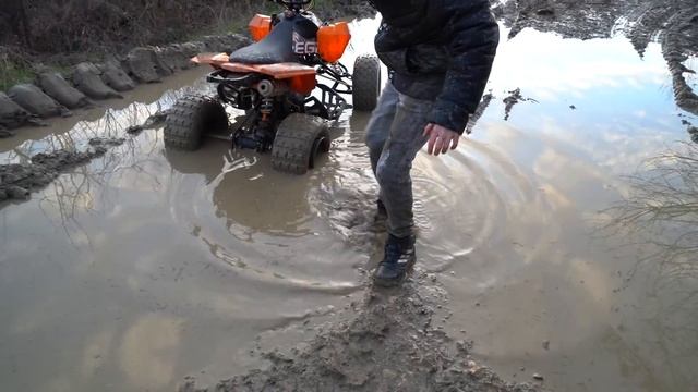 УТОПИЛИ квадрик!!!Как дотянуть до дома???