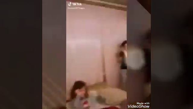 боз хиенати Бунавша ба шавхаращ Шариф