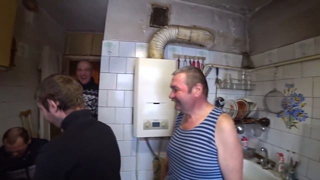 Хочу пожрать - Готовим у Ёлы Палы на хате вкусную пиццу Рецепт от Палыча