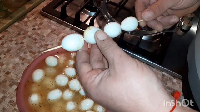Копчёные перепелиные яйца.