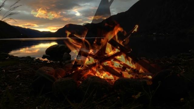 Костёр на берегу озера | Звуки природы, костра, огонь. Расслабление, уют, медитация, фон для сна.
