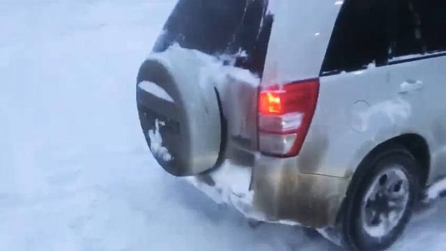Сузуки гранд витара не откапывают
