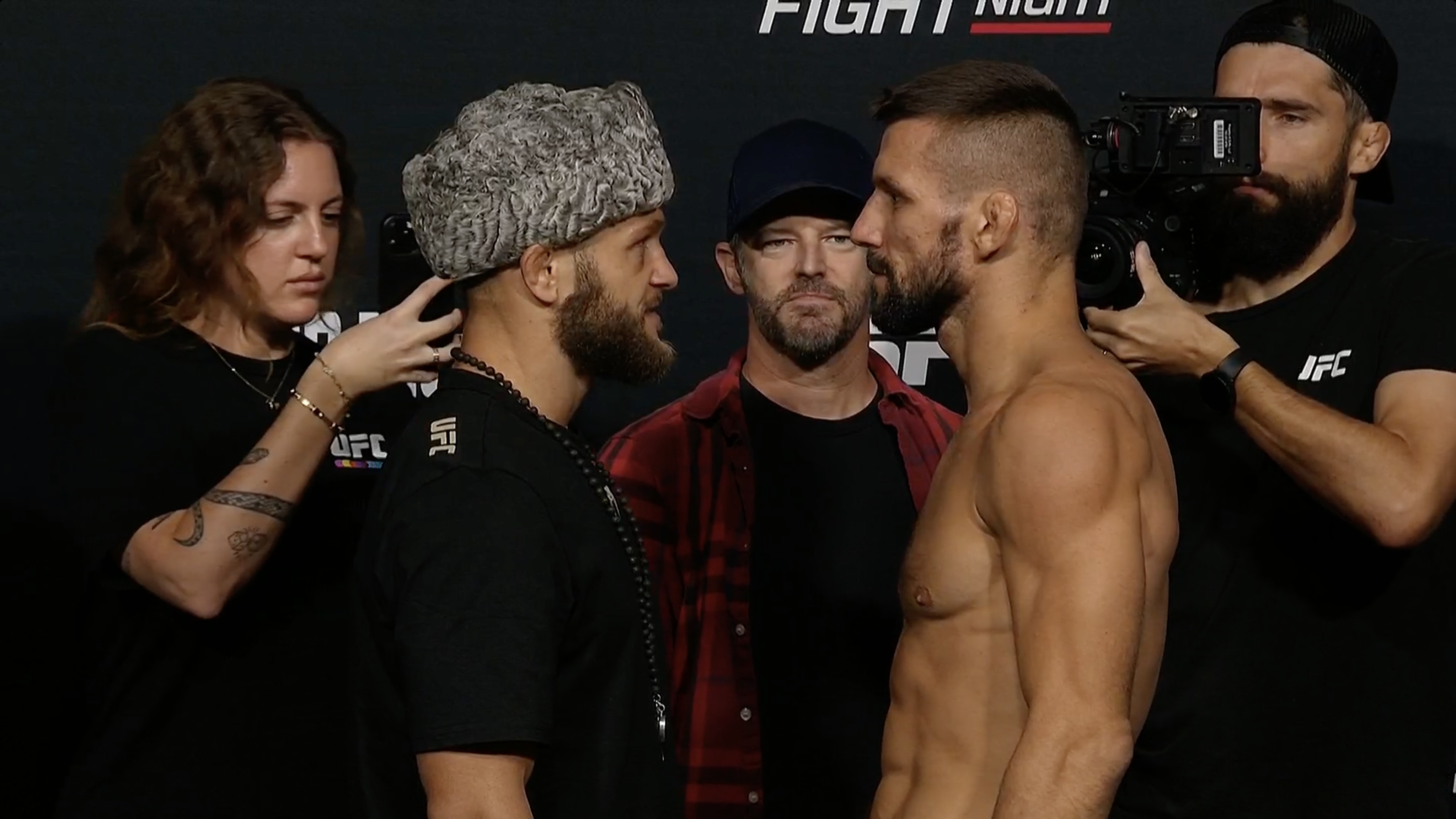 UFC Вегас 79: Битвы взглядов