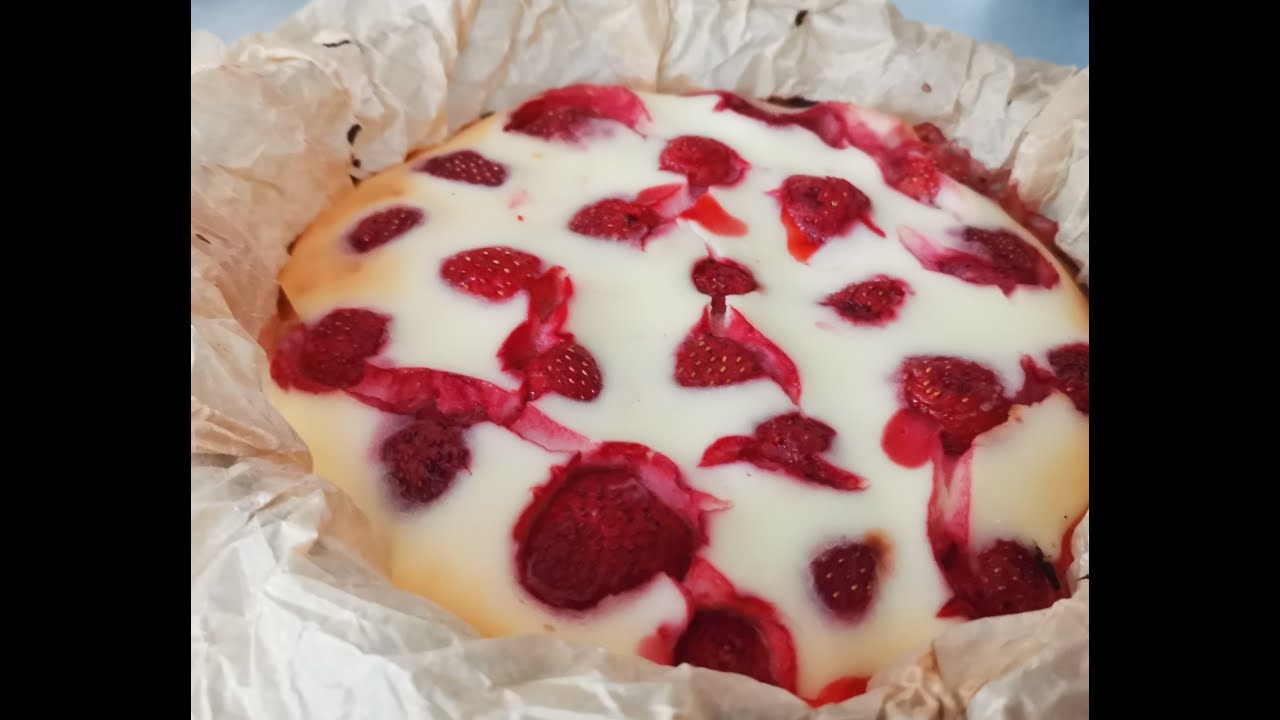 БЕЗ САХАРА И МУКИ! РЕЦЕПТ НЕЖНЕЙШЕЙ ТВОРОЖНОЙ ЗАПЕКАНКИ С КЛУБНИКОЙ! Рецепты из клубники и творога.