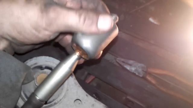 TOYOTA Camry 40 Устраняем стук в передней подвеске.